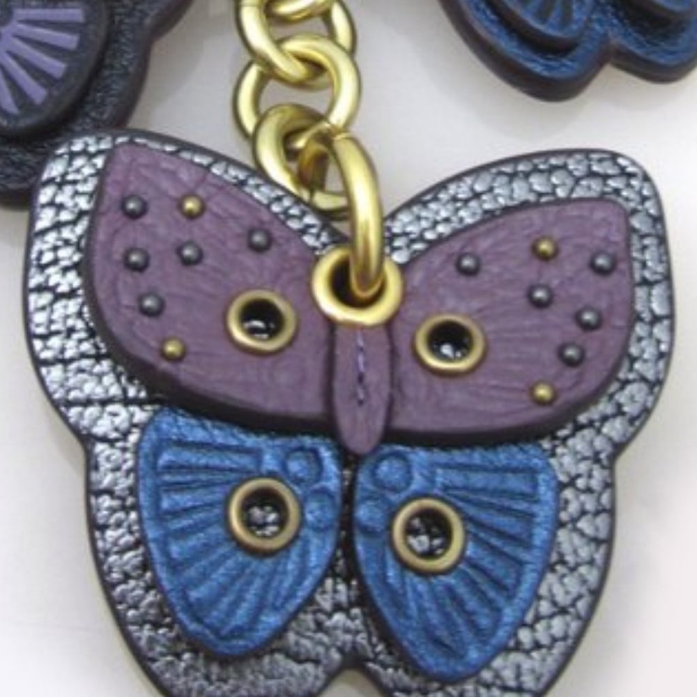 COACH NWOT 🦋 GIFT BOX 🦋 Butterfly Cluster Bag Charm RETAIL MODEL - Picture 3 of 6